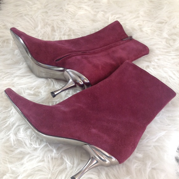 ✨Sold✨Ferragamo suede ankle bootie - Picture 2 of 6